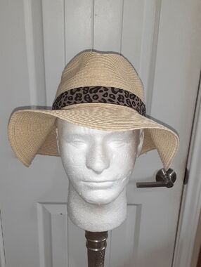 J. Crew Packable Straw Sun Hat - S/M -Leopard Trim